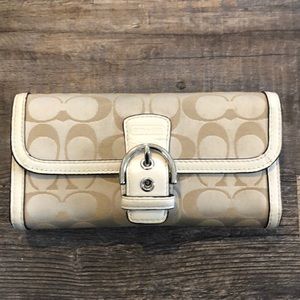 Coach wallet